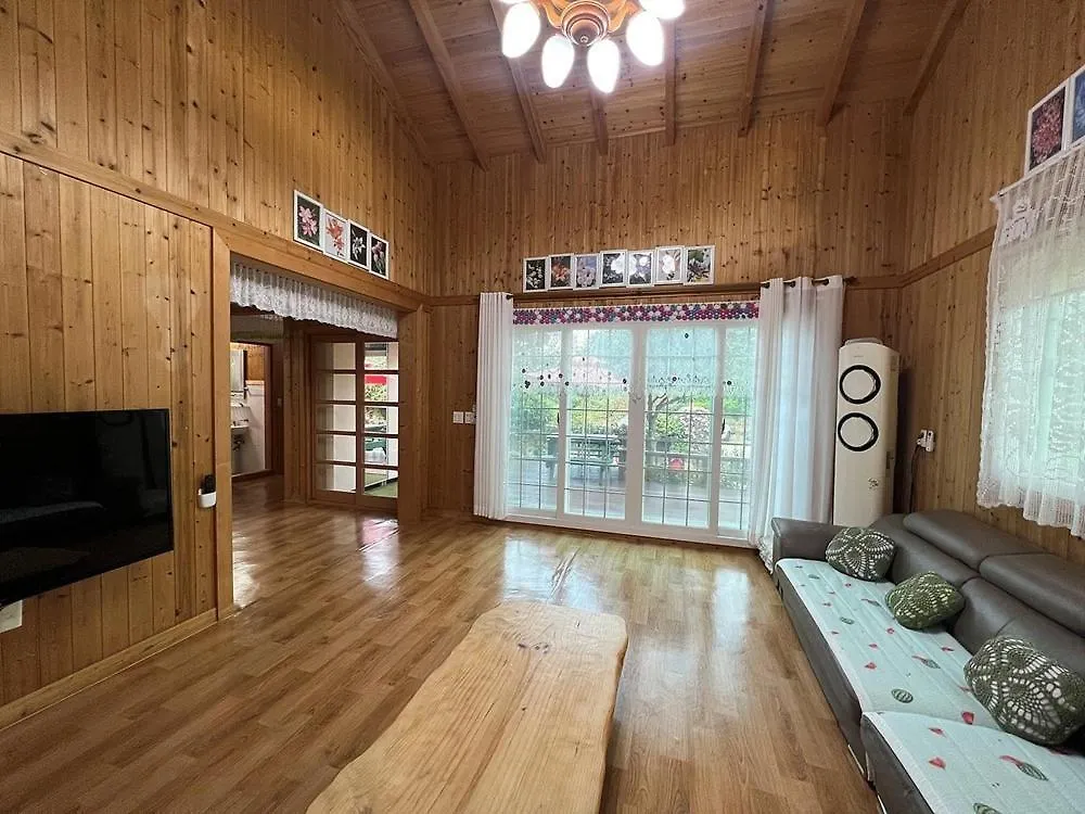 Jeju Neulpureon House酒店