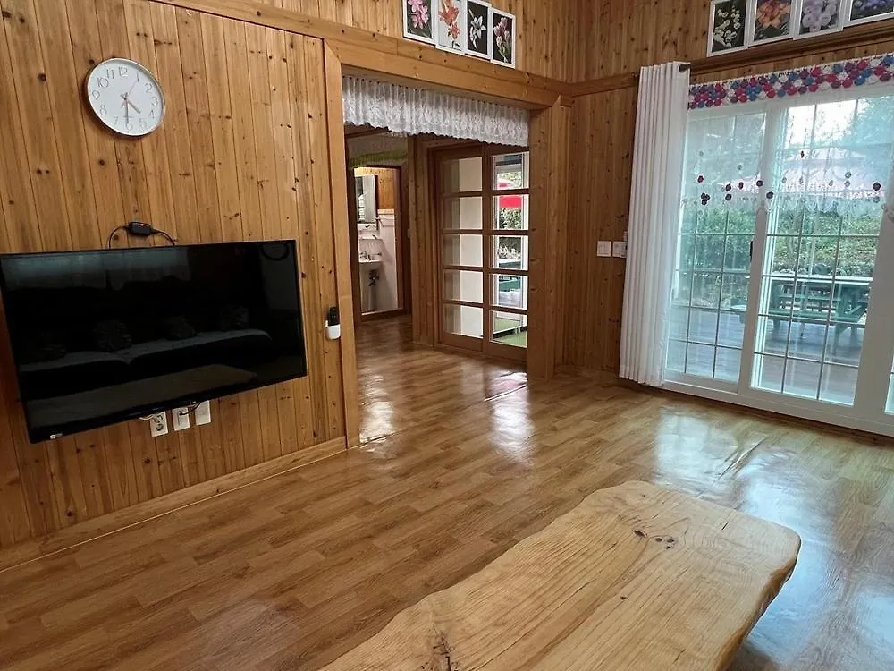 招待所 Jeju Neulpureon House酒店